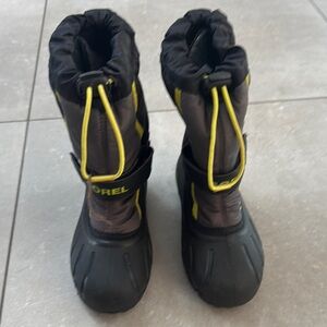 Sorel Kids Black and Yellow Snow Boots